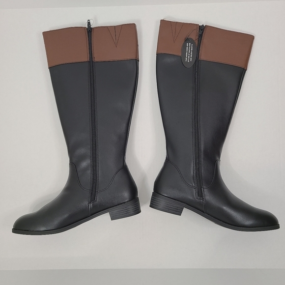 NIB Karen Scott Deliee2 Wide-Calf Riding Boots Black/ Cognac Size 9W - Picture 2 of 8